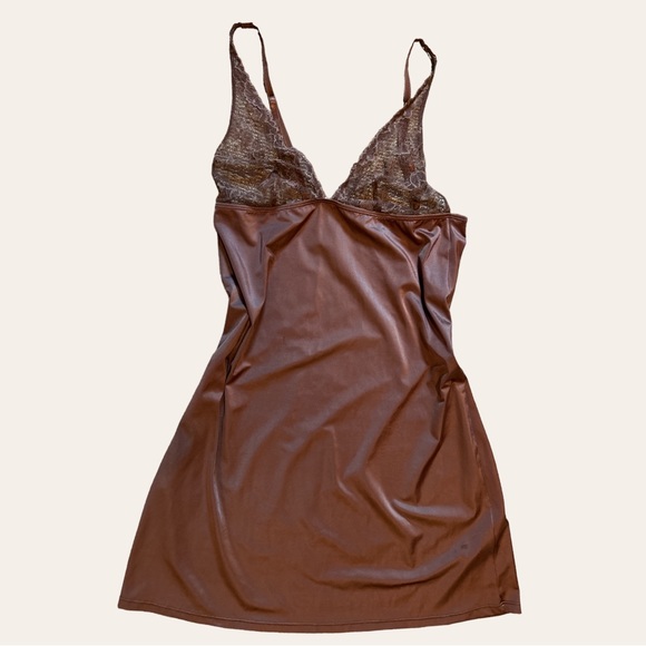 Lacy Satin Jersey Calvin Klein Slip - Picture 1 of 5